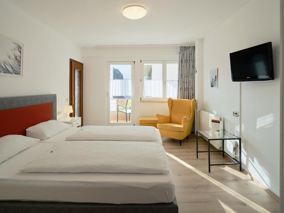 Gaestehaus Waldeck Titisee-Neustadt Exterior foto